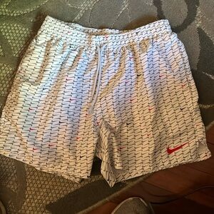 Nike all over swish swim trunks men’s size large
